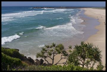 1280px-Early_Morning_Surf-06and_(3143770908)