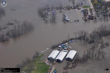 1280px-Fox_River_Grove,_IL_(8673610482)