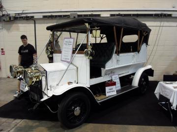 1280px-National_Kit_Car_Show_Stoneleigh_2011_(5681943582)